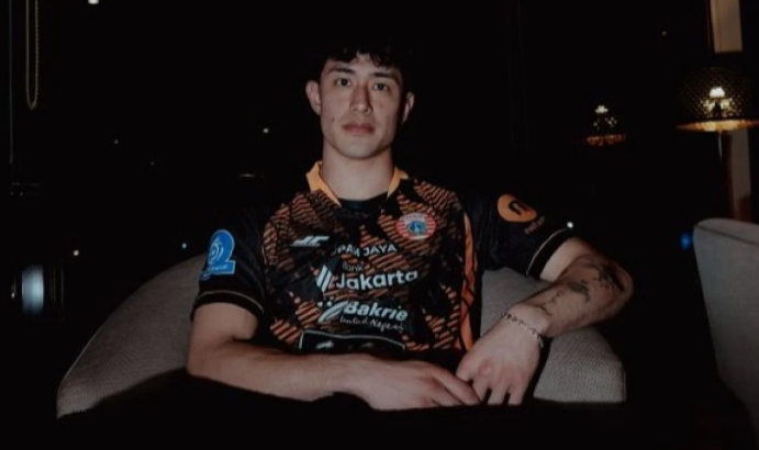 Read more about the article Persija Rekrut Cyrus Margono, Siapa Kiper Utama Macan Kemayoran?